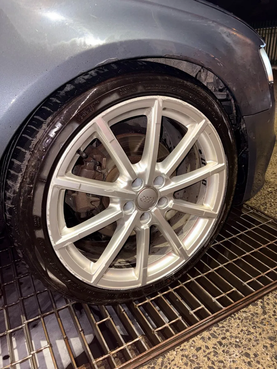 Audi A4 - Image 5