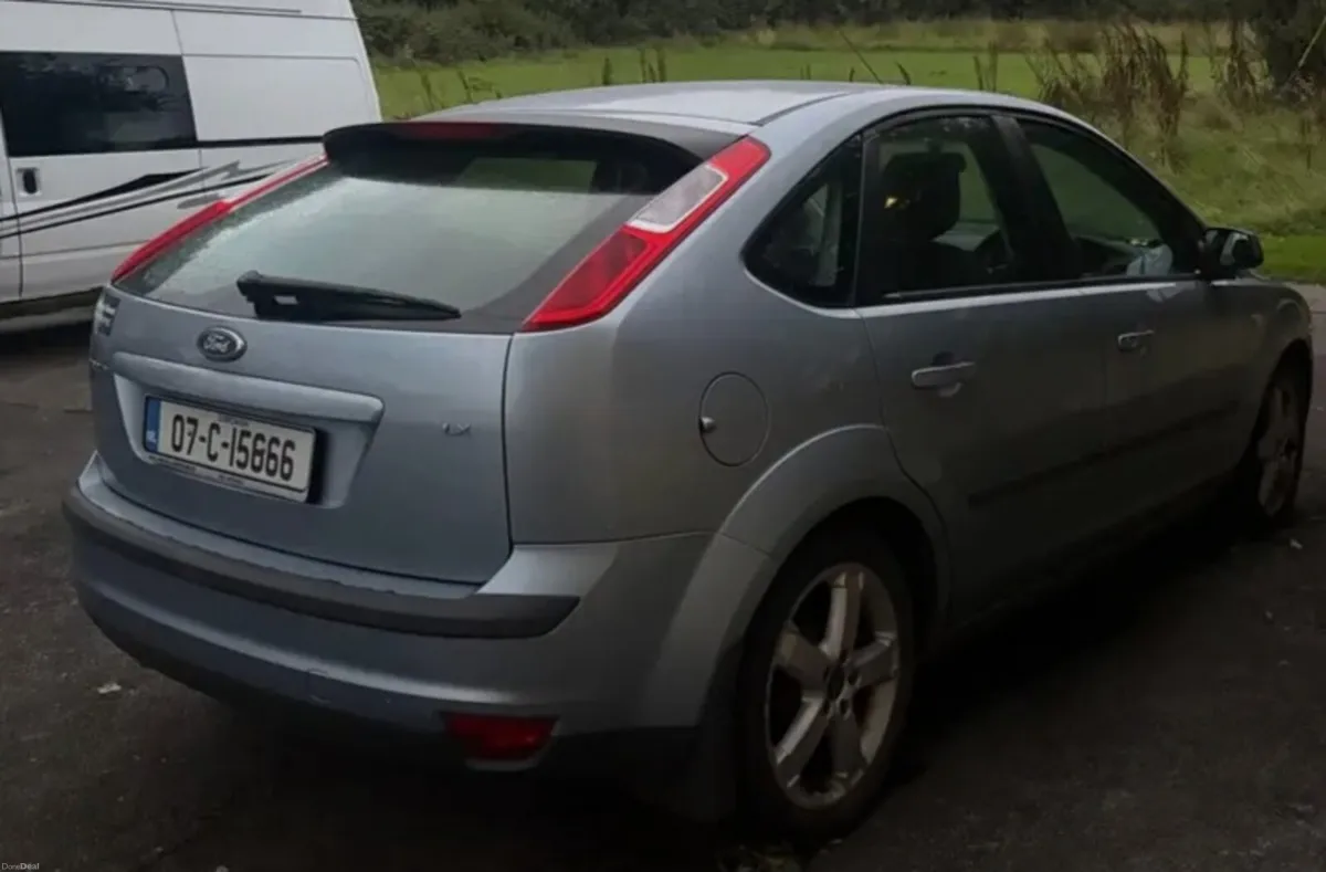 2008 Nissan qashqai jeep, 2007 ford focus - Image 4
