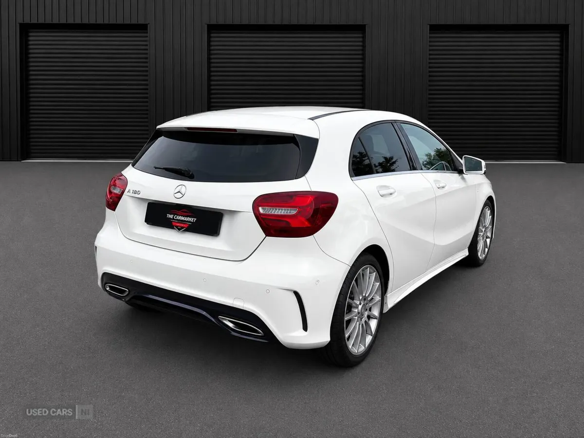 Mercedes-Benz A-Class 1.6 A180 AMG Line 7G-DCT Eur - Image 5