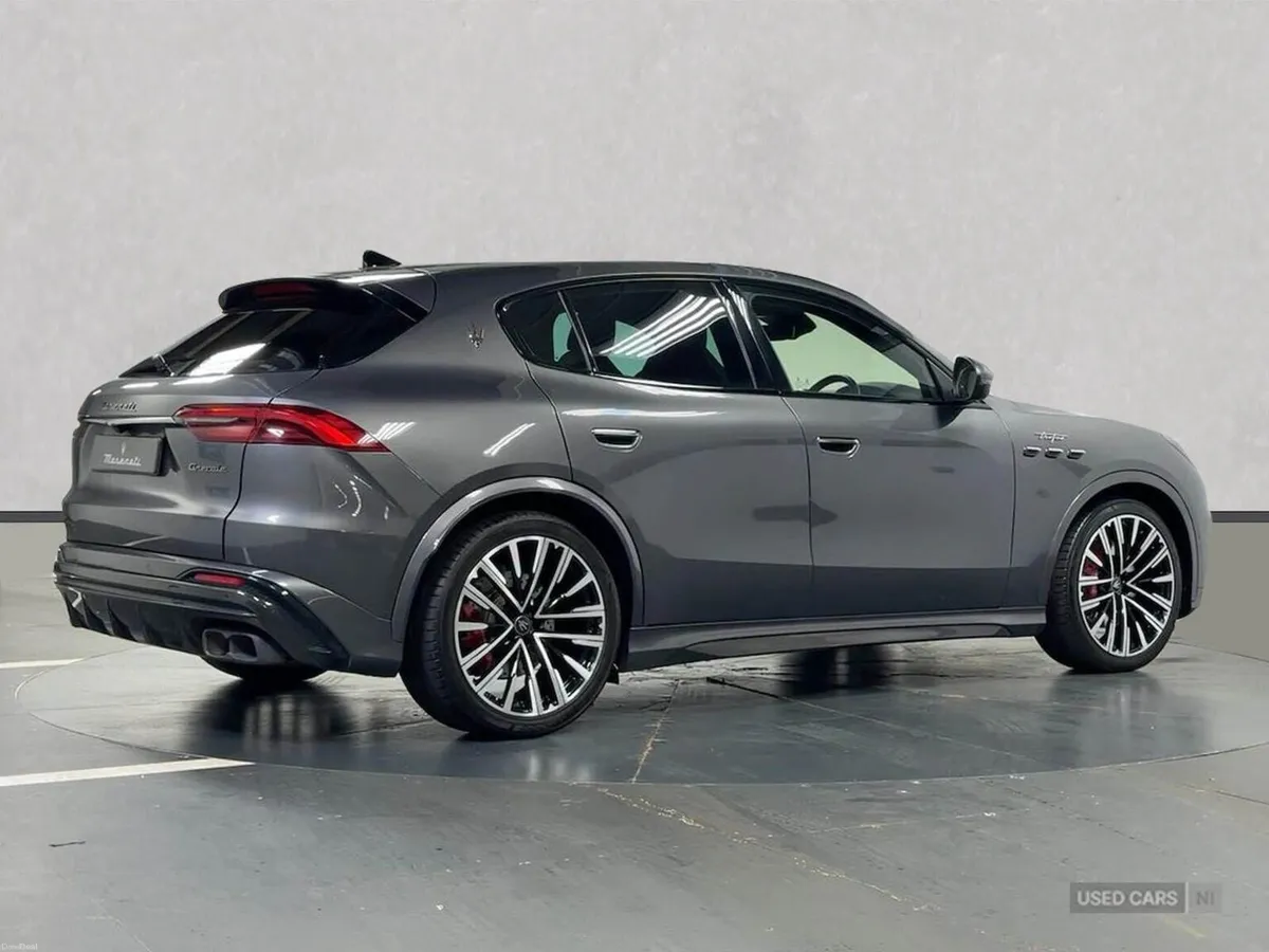 Maserati Other 3.0 V6 Trofeo Suv 5Dr Petrol Zf 4Wd - Image 4