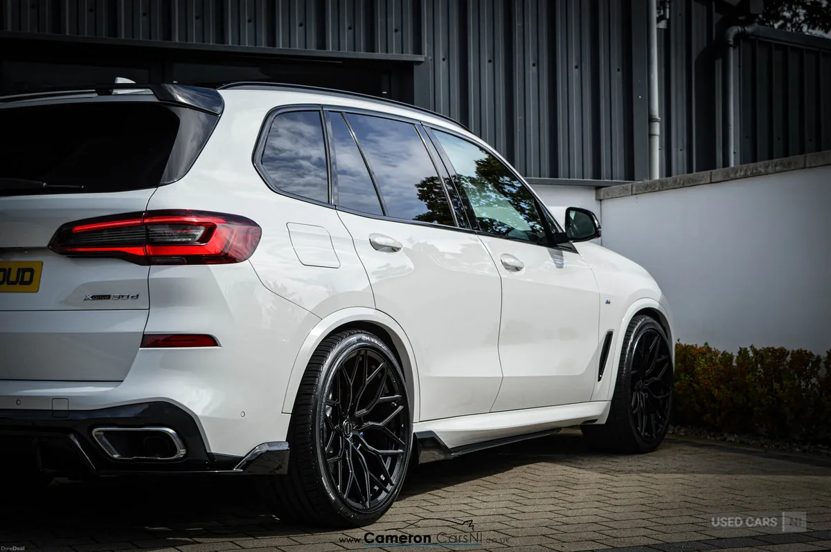 BMW X5 DIESEL ESTATE - Image 4