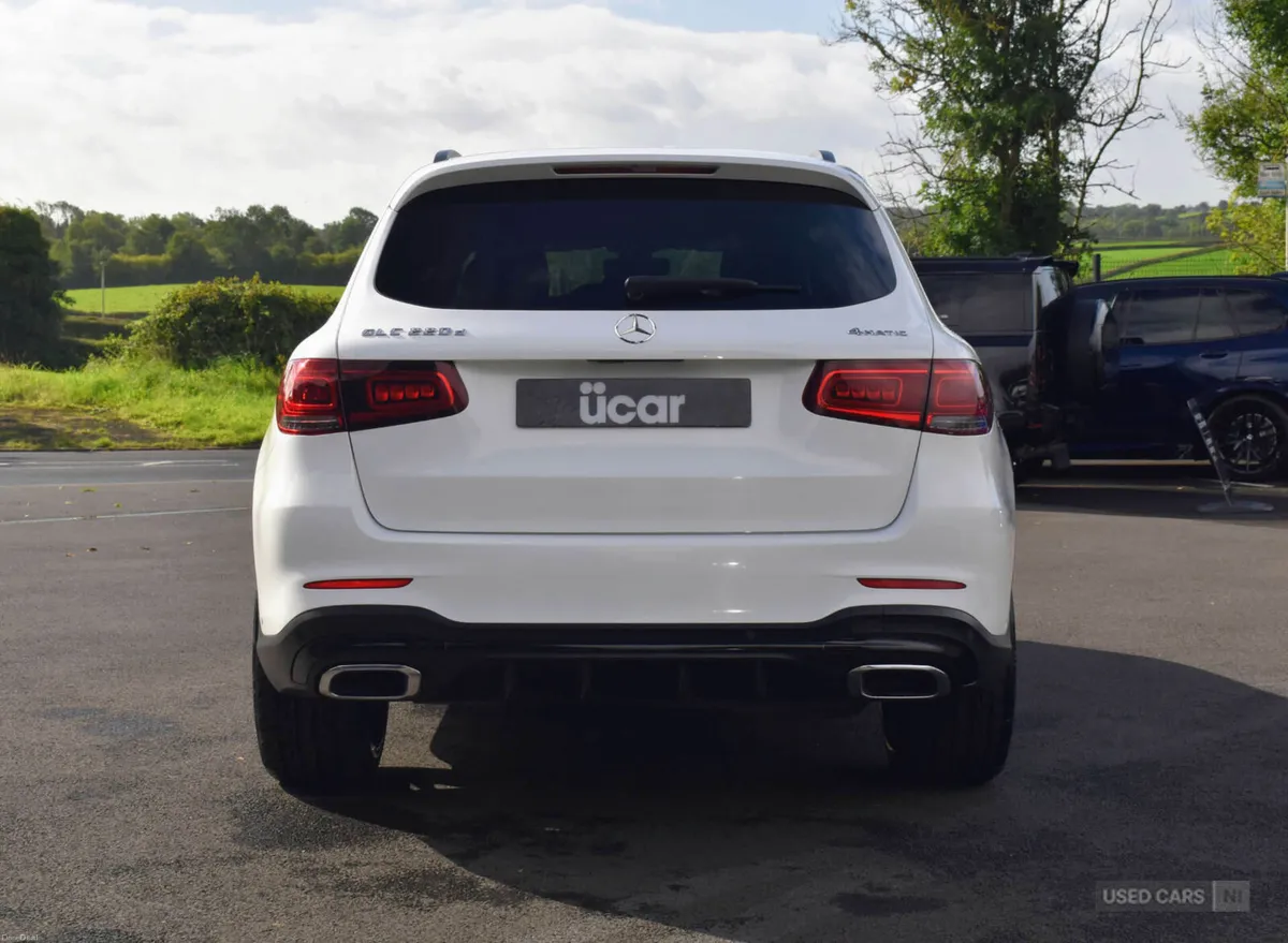 Mercedes-Benz GLC 2.0 GLC 220 D 4Matic AMG Line Au - Image 6
