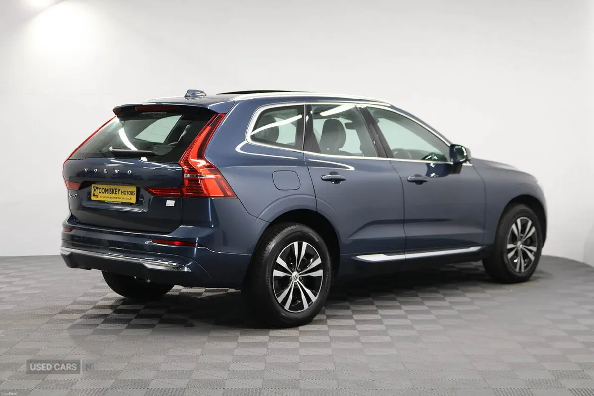 Volvo XC60 h T6 Core - Image 6