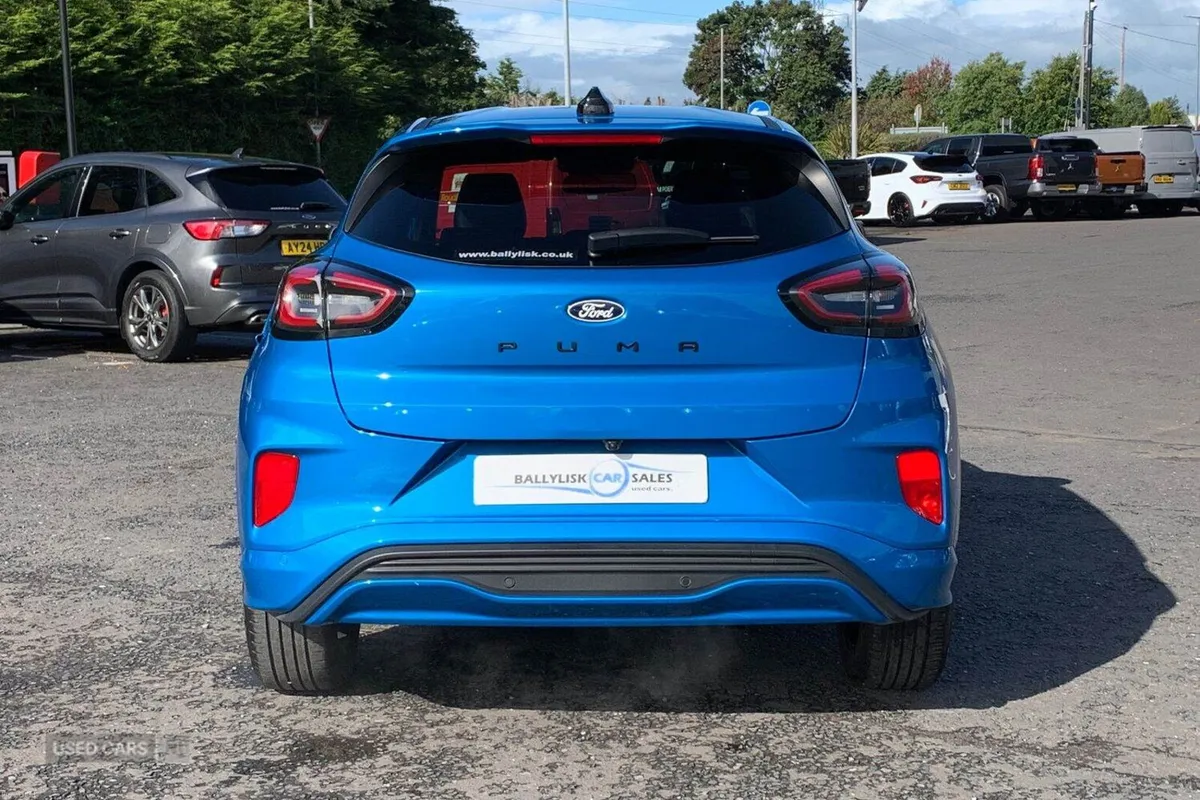Ford Puma 1.0T 155PS ST-Line X Auto in Digital Aqu - Image 5