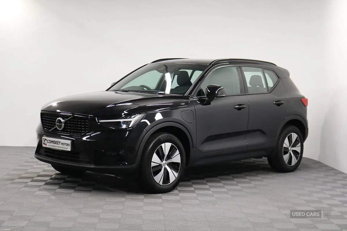 Volvo XC40 h T4 Plus - Image 3