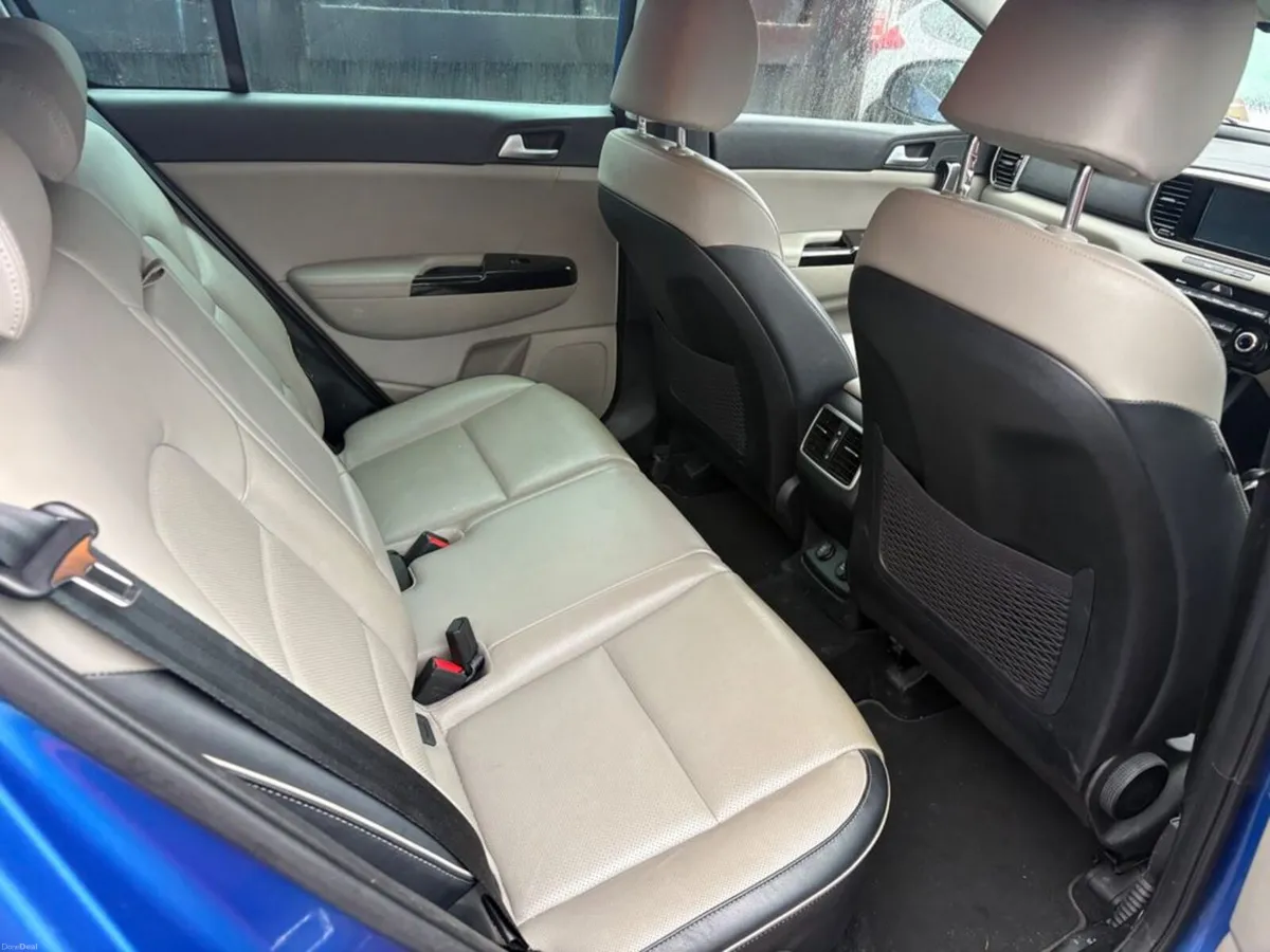 Kia Sportage 1.6 CRDi 115 K3 Mhev 84Km - Image 4
