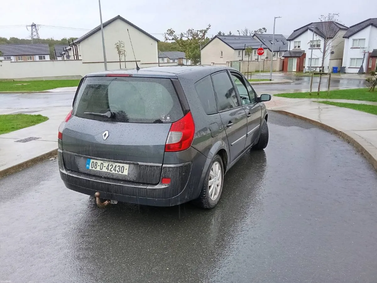 Renault Grand Scenic - Image 2