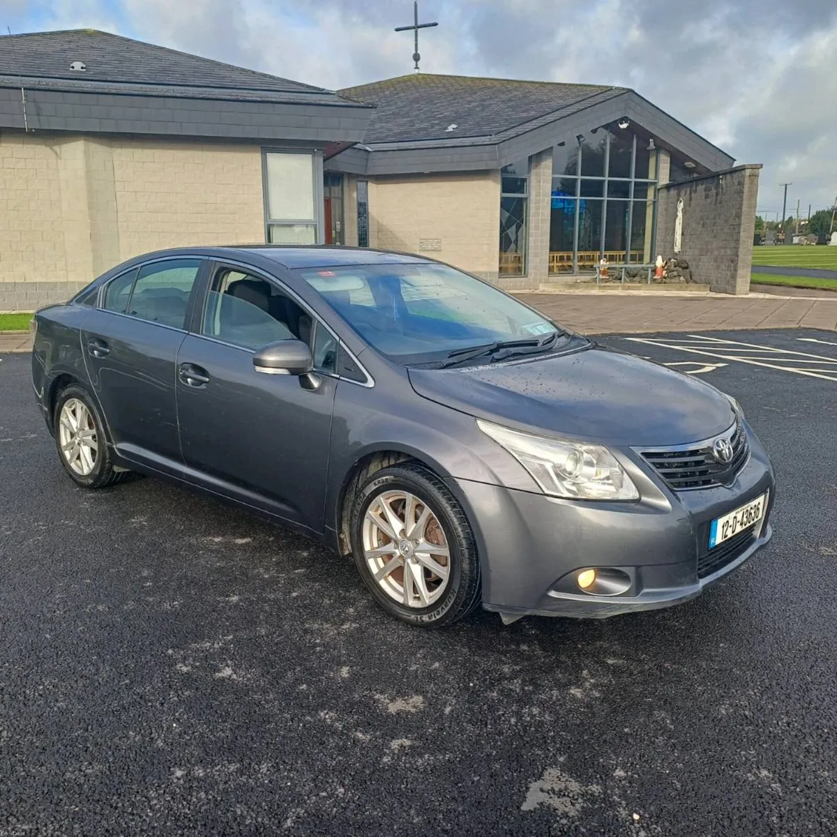 Toyota Avensis - Image 1