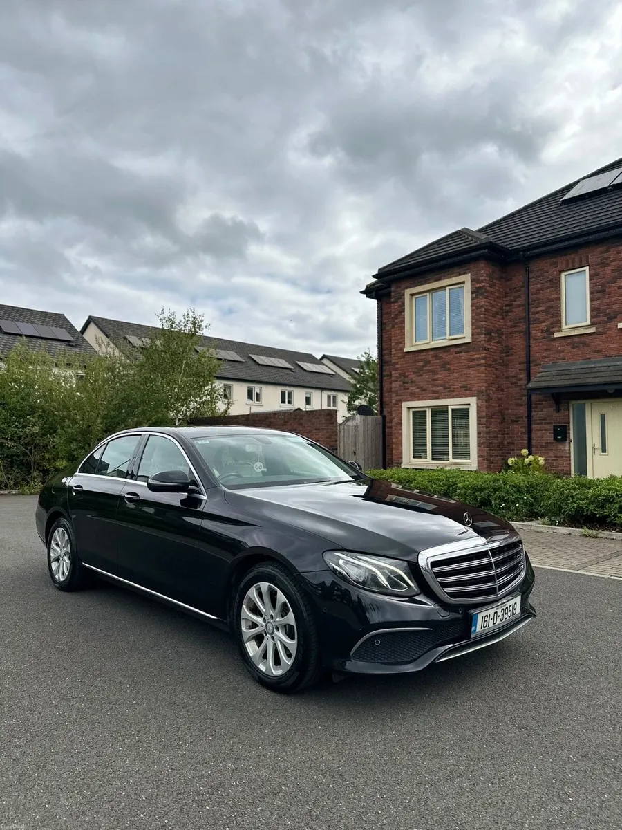 Mercedes E Class - Image 3