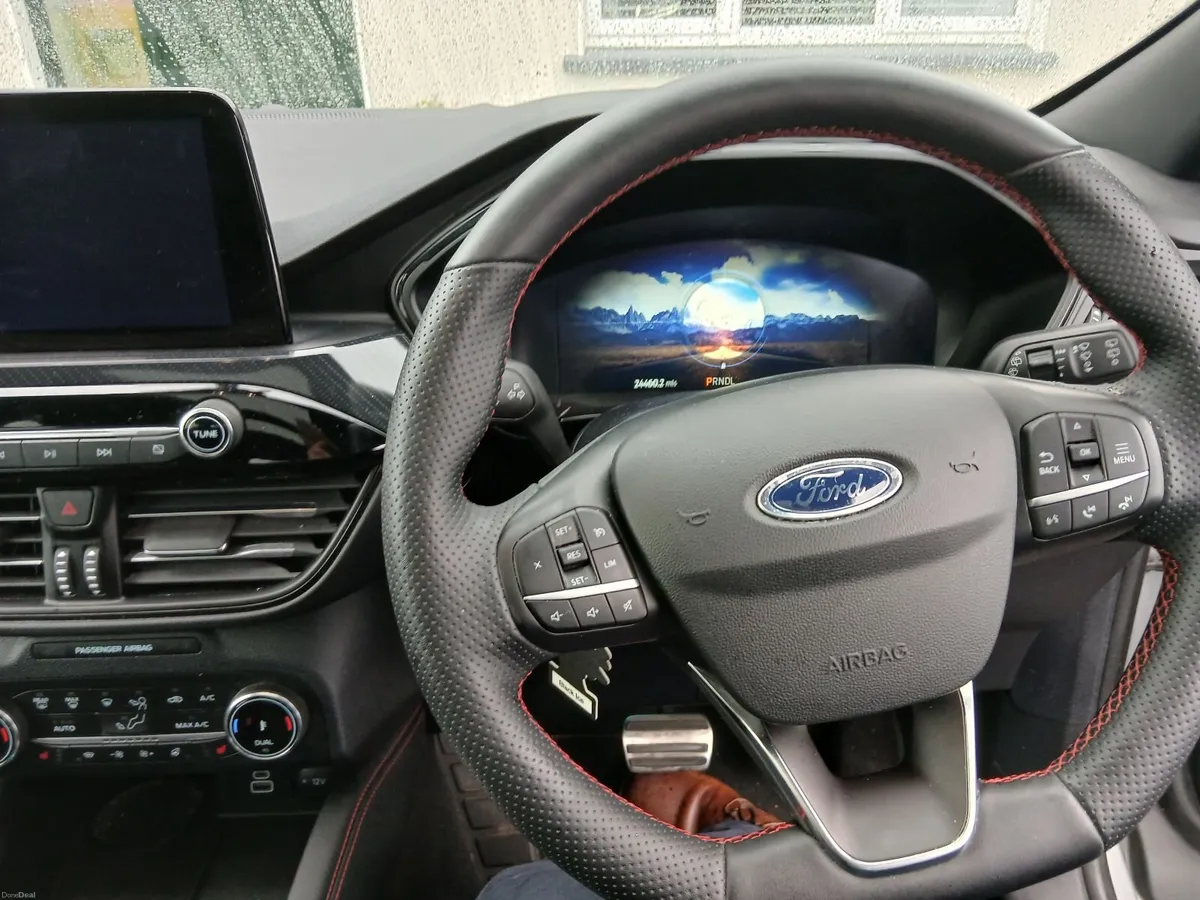FORD KUGA 2.5 ST.LINE X PHEV - Image 4