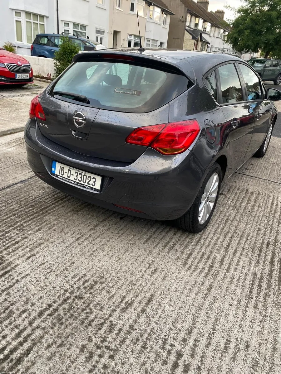 Opel Astra, 1.4 Petrol, 57K, NctD 01/27, 2010 - Image 4