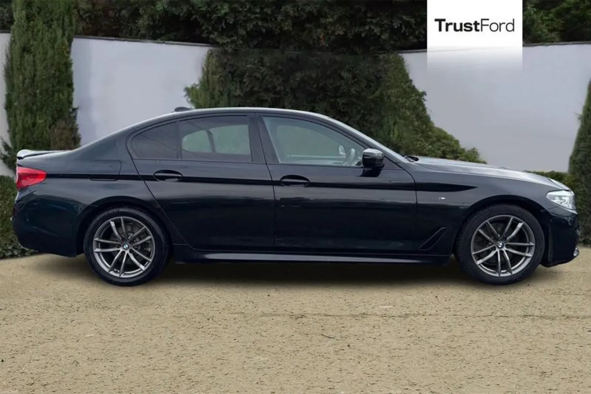 BMW 5-Series 520d M Sport 4dr Auto - Image 3