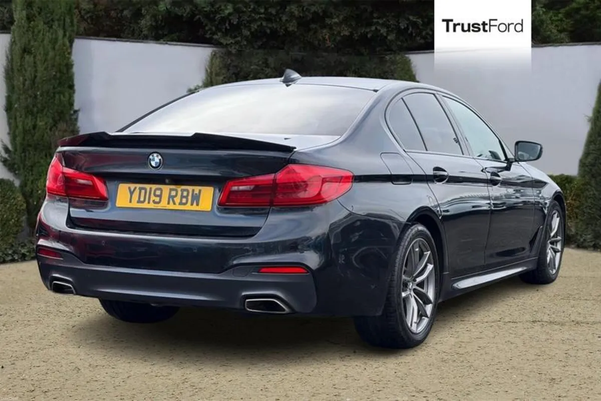 BMW 5-Series 520d M Sport 4dr Auto - Image 4