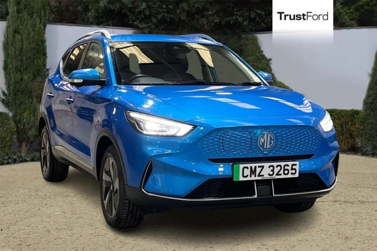 MG Other 51.1kWh Trophy Connect SUV 5dr Electric A - Image 1