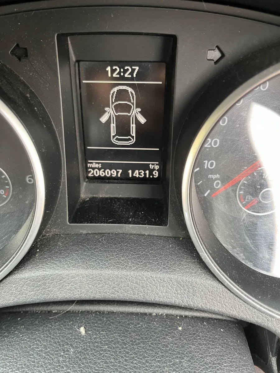 Volkswagen Golf 2010 - Image 5