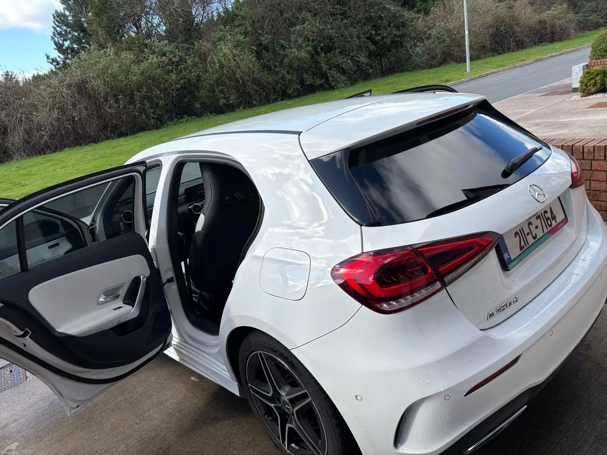 Mercedes  - A180D AMG - Image 3