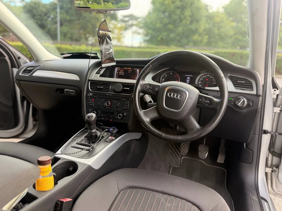 Audi A4 2.0 TDI *LOW MILEAGE NCTD TAXED* - Image 6