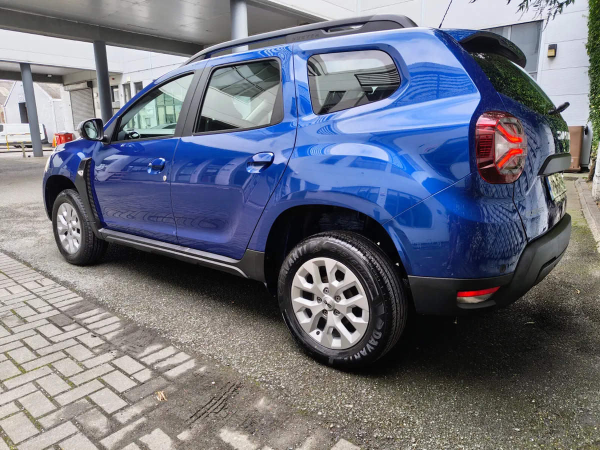 Dacia Duster 2023 1.5 DCI COMFORT SPEC EXTRAS - Image 5