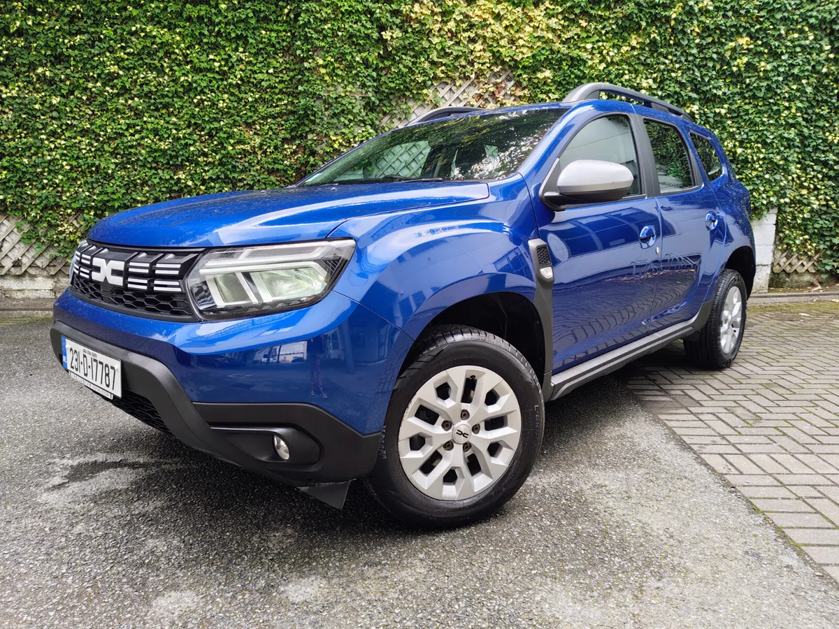 Dacia Duster 2023 1.5 DCI COMFORT SPEC EXTRAS - Image 4