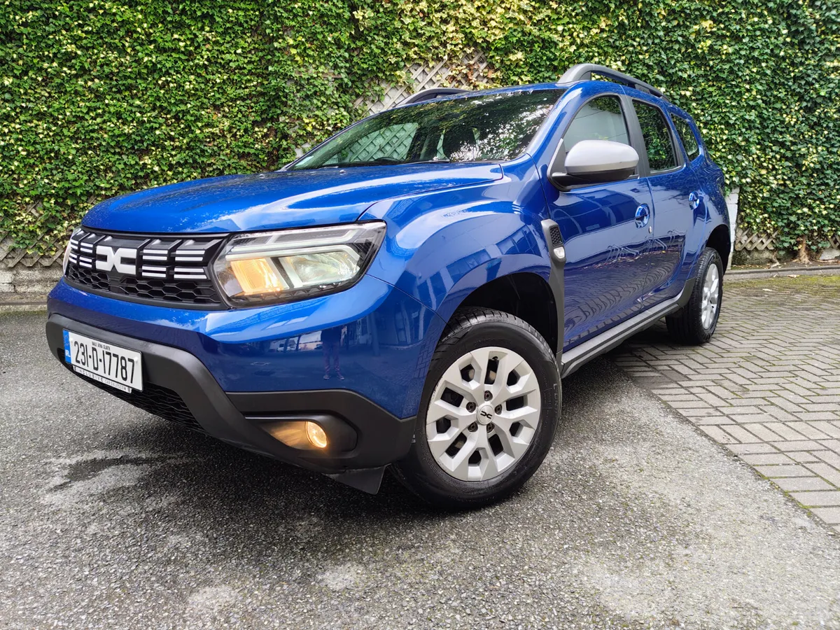 Dacia Duster 2023 1.5 DCI COMFORT SPEC EXTRAS - Image 3