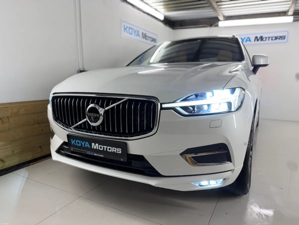 Volvo XC60 2.0 D4 INSCRIPTION PLUS AWD DIESEL AUTO - Image 4