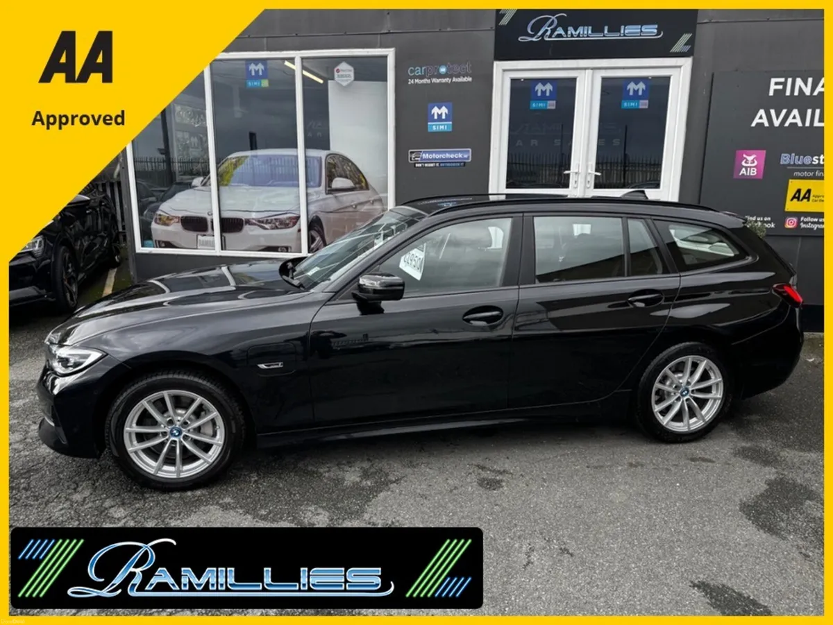 BMW 3-Series SE PRO TOURING Auto, Low Mileage, 12 - Image 3