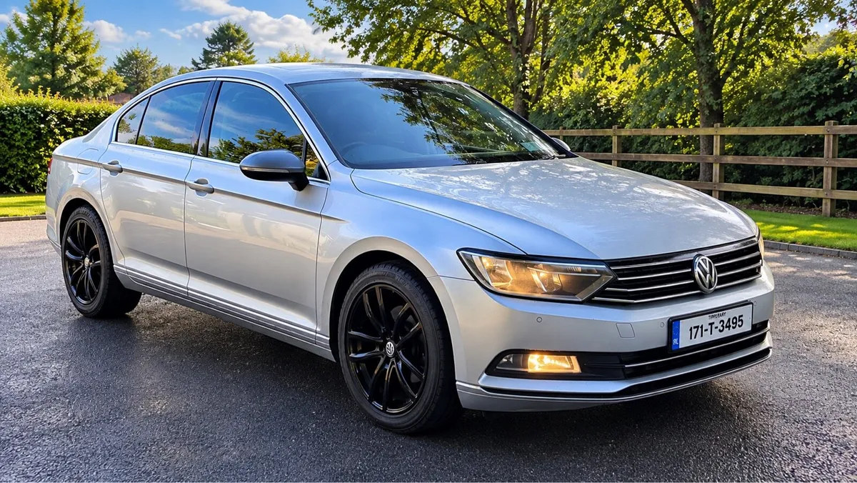 Volkswagen Passat - Image 1