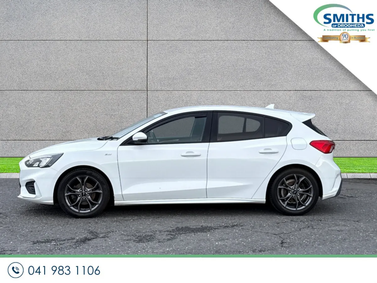 Ford Focus ST-LINE 1.0 ECOBOOST 125 125PS 4DR - Image 6