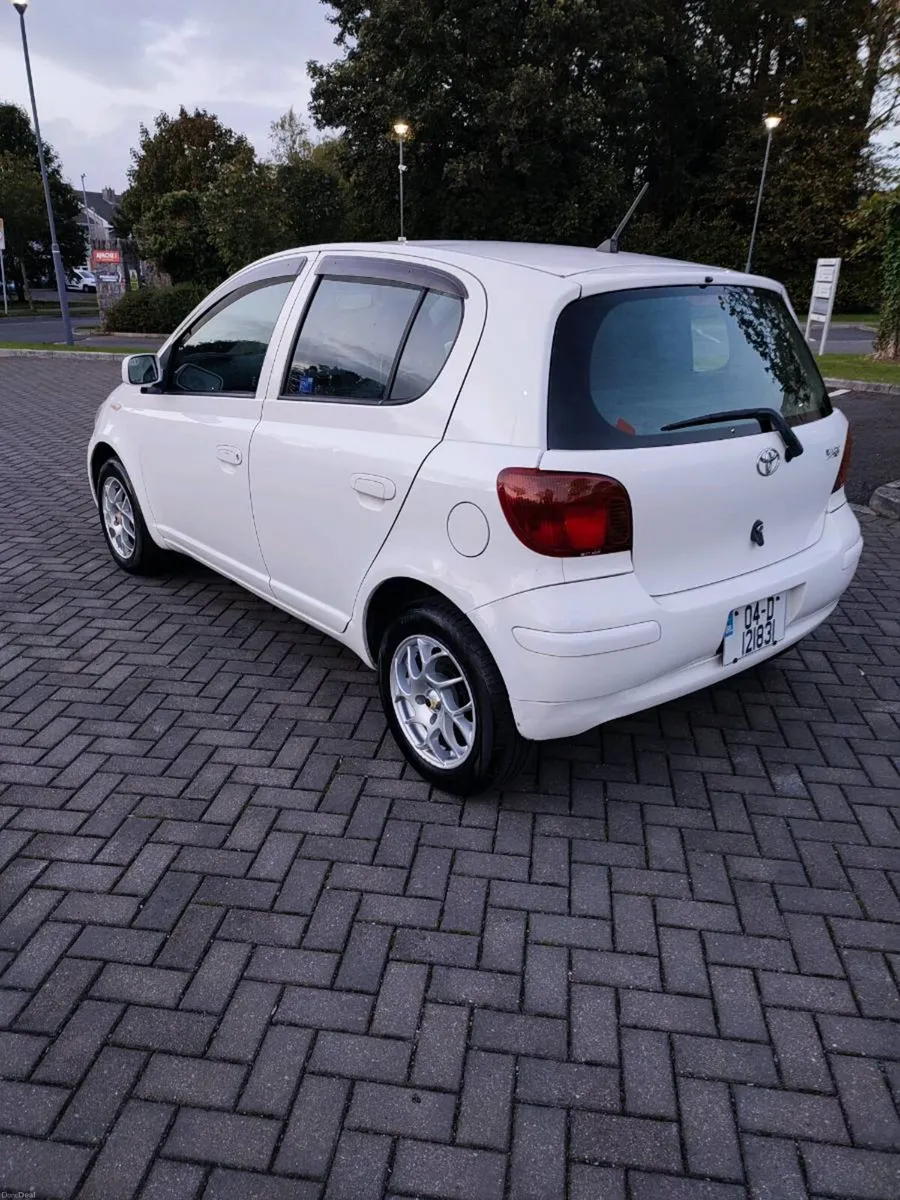 2004 Toyota Yaris 1.0 Automatic - Image 5