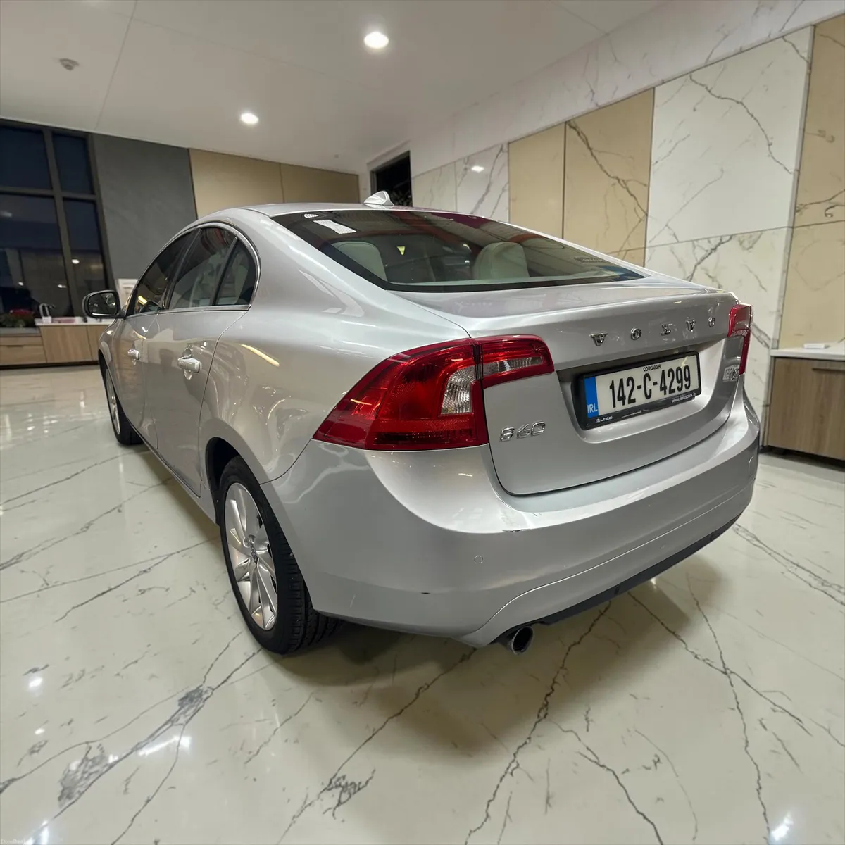 2014 Volvo S60 D3 (136hp) SE only 146323kms - Image 4