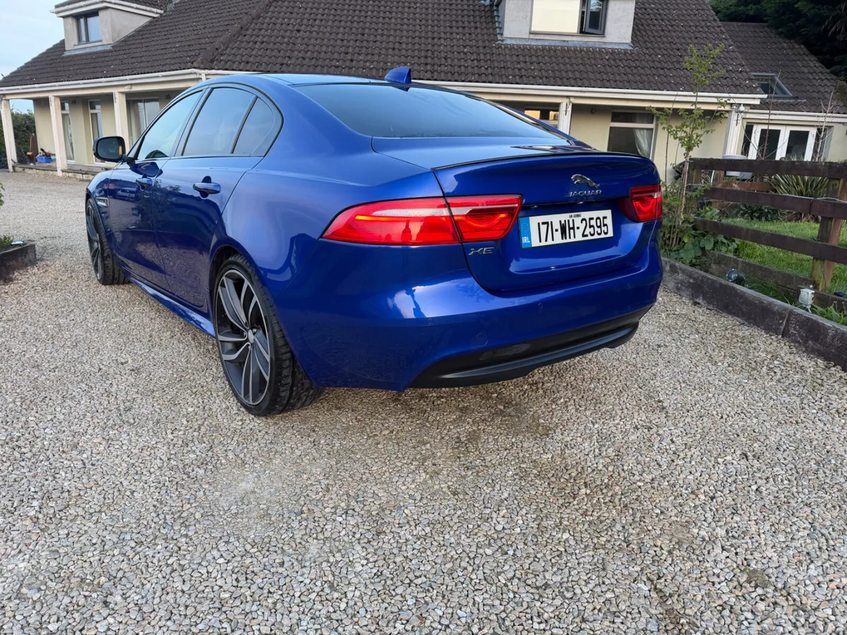 Jaguar XE 2017 - Image 6
