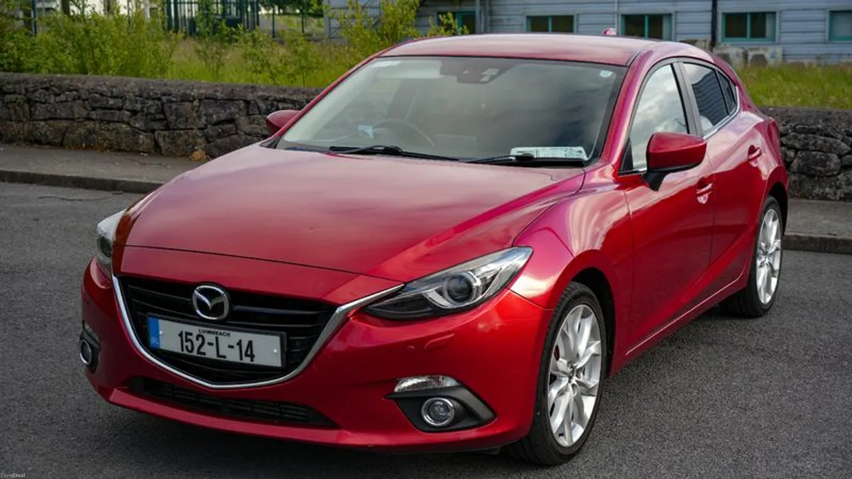 2015 Mazda 3 GT - Image 4