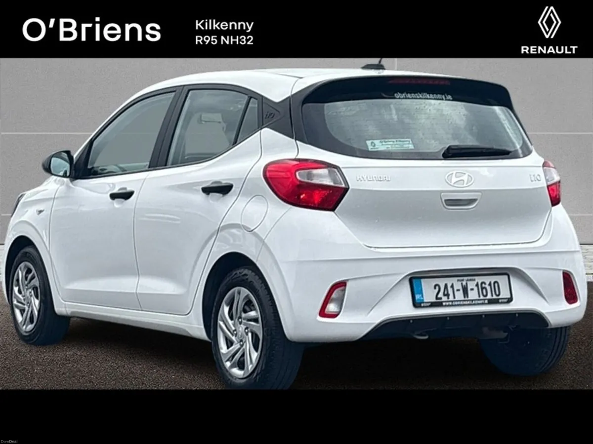 Hyundai i10 CLASSIC 1.0 PRISTINE CONDITION 1 OWNER - Image 3