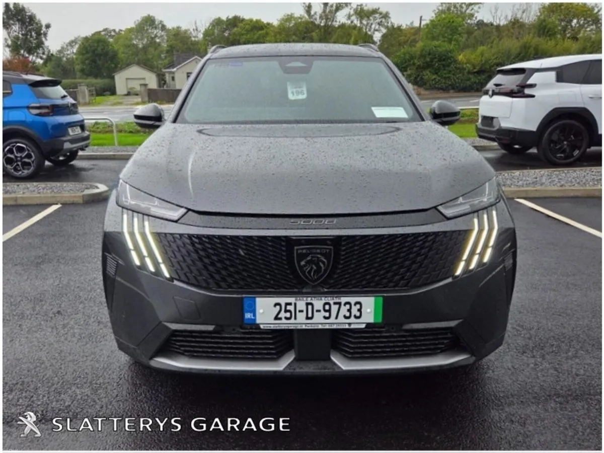 Peugeot 5008 BEV 73kwh 210hp Allure - Image 2