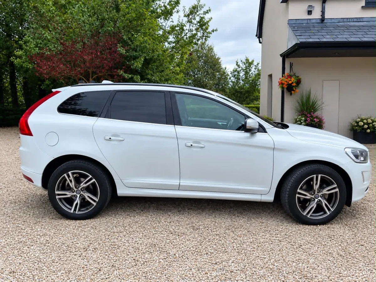 Volvo XC60 - Image 2