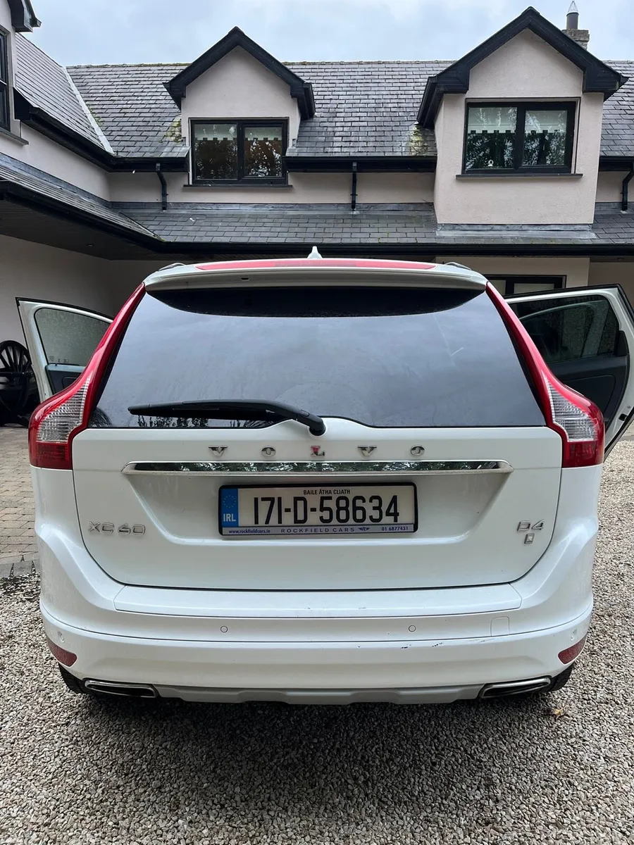 Volvo XC60 - Image 3