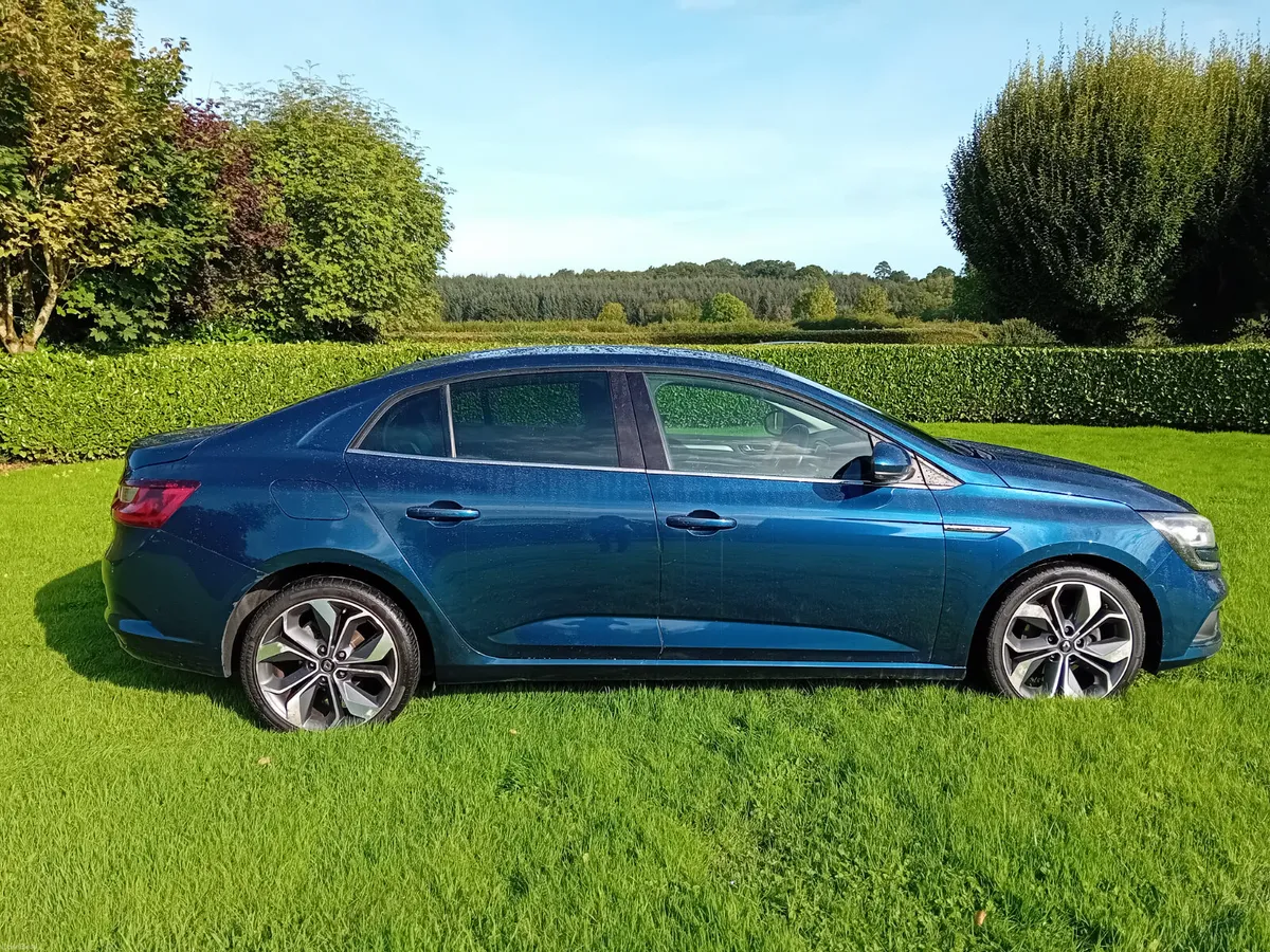 Renault Megane 2018 - Image 3