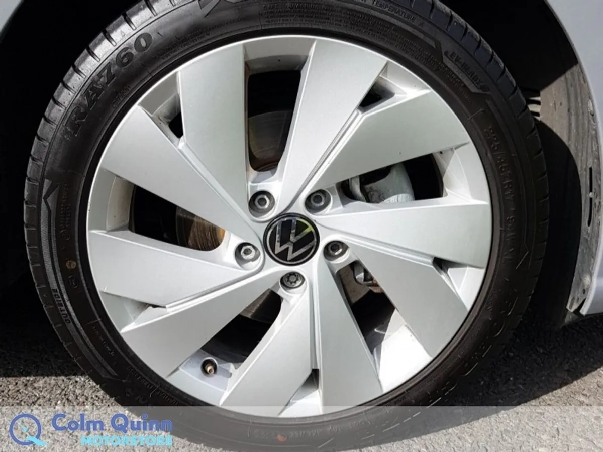 Volkswagen Golf EDITION 75 1.5 TSI 116bhp - Keyles - Image 5