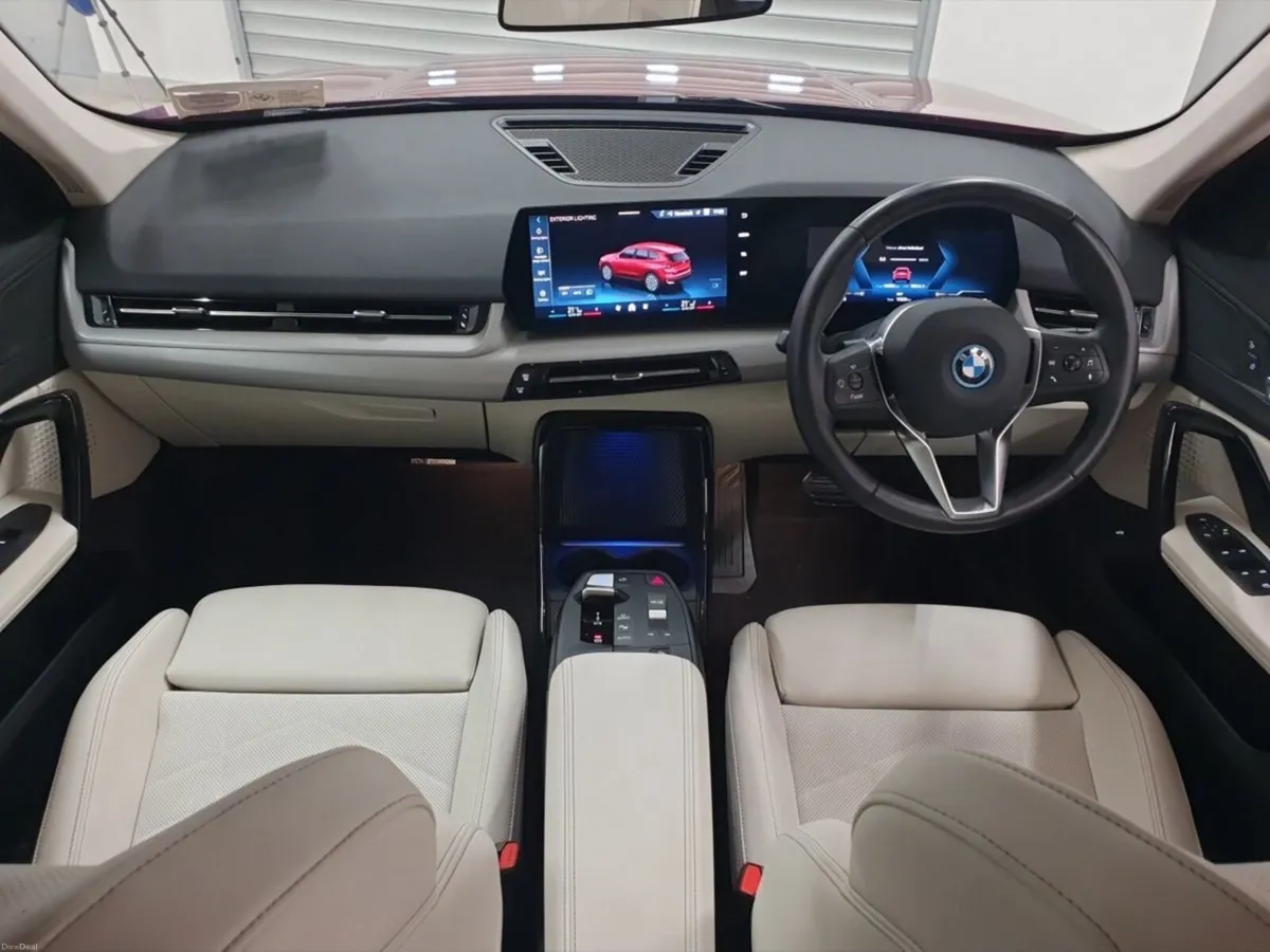 BMW iX1 eDrive20 Sport - Image 4