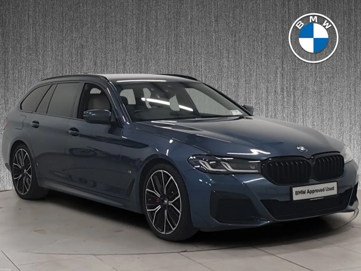 BMW 5-Series 520d M Sport (MHT) - Image 1