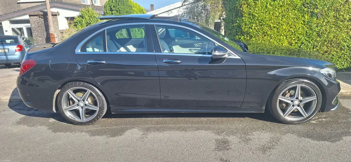2016 Mercedes-Benz C220 AMG Line Premium - Image 1