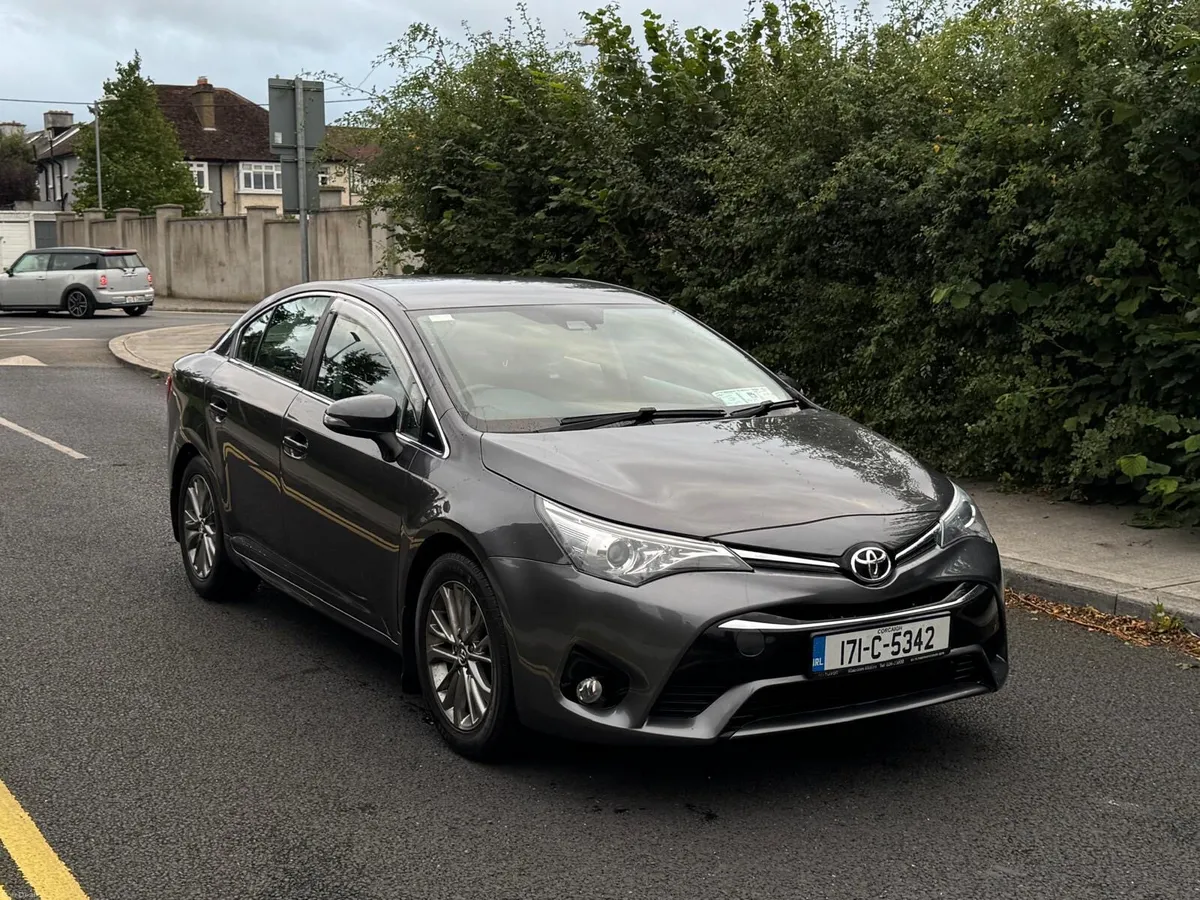 Toyota Avensis - Image 2