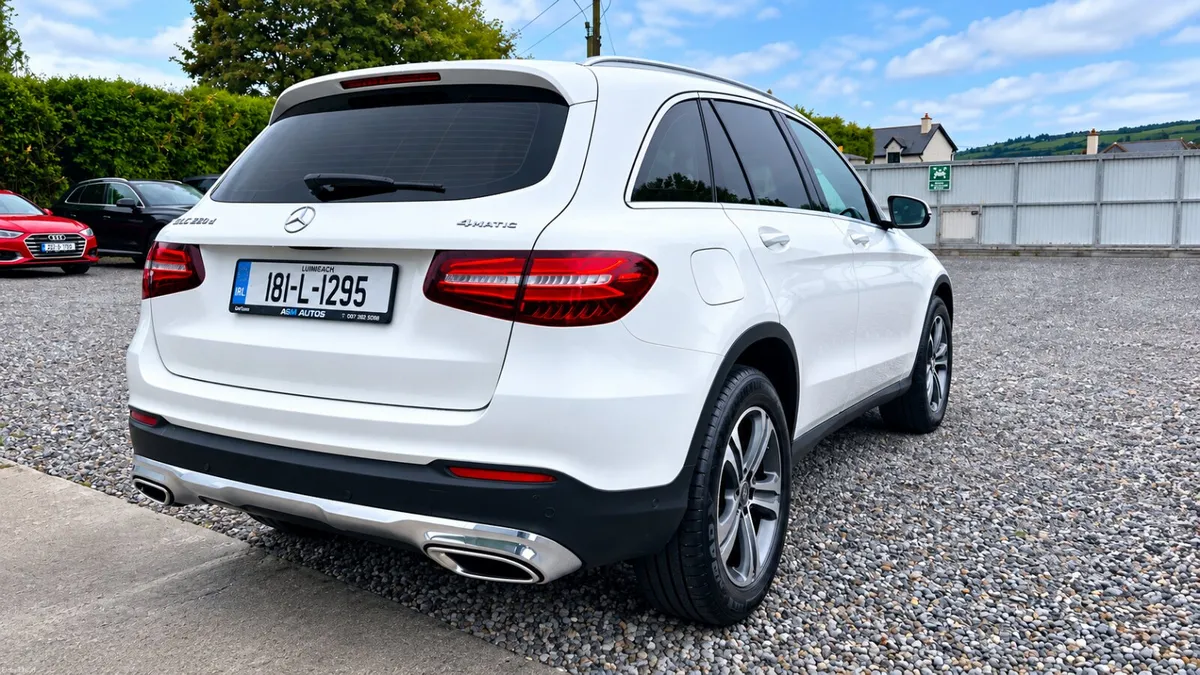 2018 Mercedes-Benz GLC 4matic - Image 3