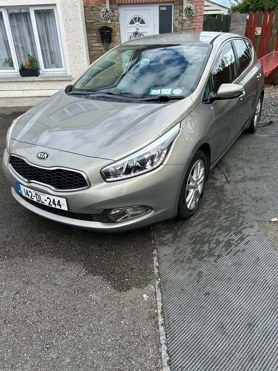 Kia Ceed 1.6 CRDI 2014 - Image 1