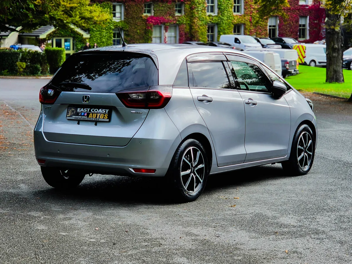 2021 Honda Fit 1.5 Petrol Hybrid Automatic - Image 4