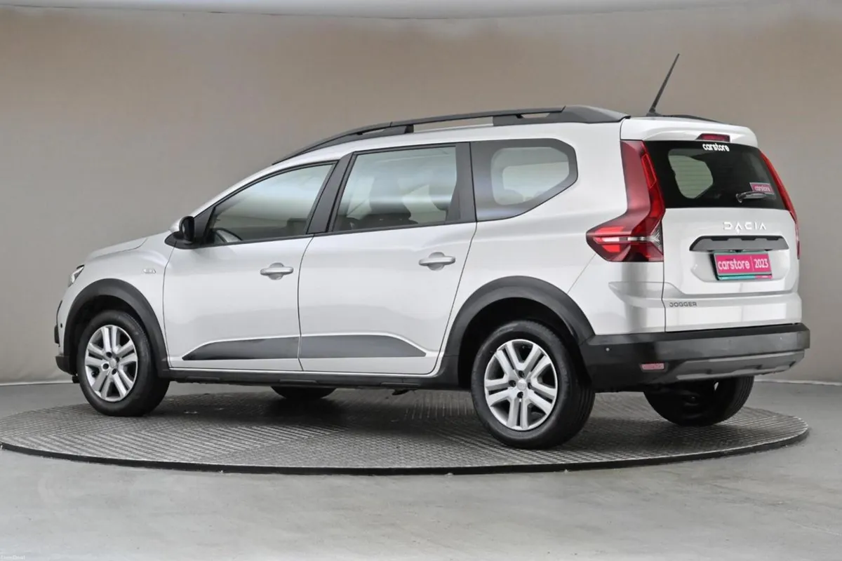 Dacia Jogger 1.0 TCE EXPRESSION 7SEATS **REVERSE C - Image 6