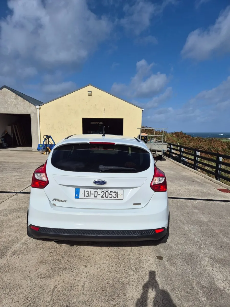 Ford Focus 2013 - Image 2