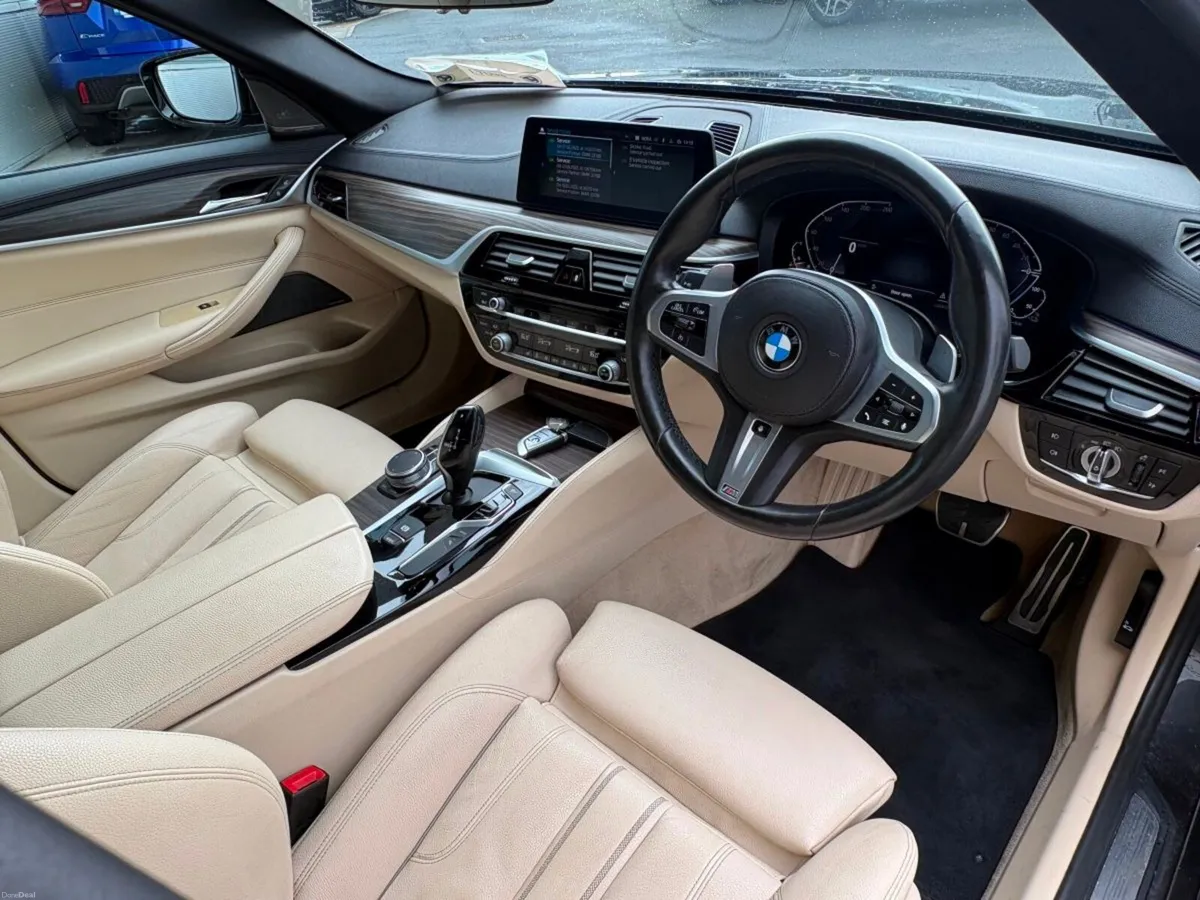 BMW 5-Series Sunroof / M Sport pro - Image 2