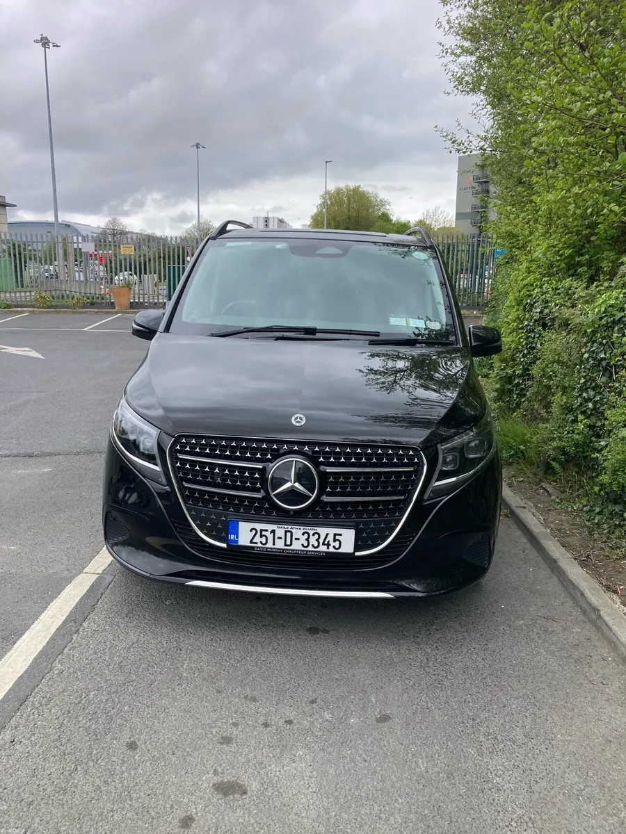 Mercedes V Class XLWB - Image 2