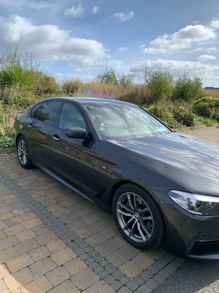 BMW 5-Series 2018 - Image 4